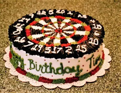 Dartboard birthday cake