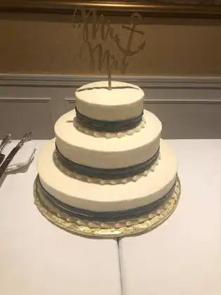 Mr. and Mrs. wedding cake on display
